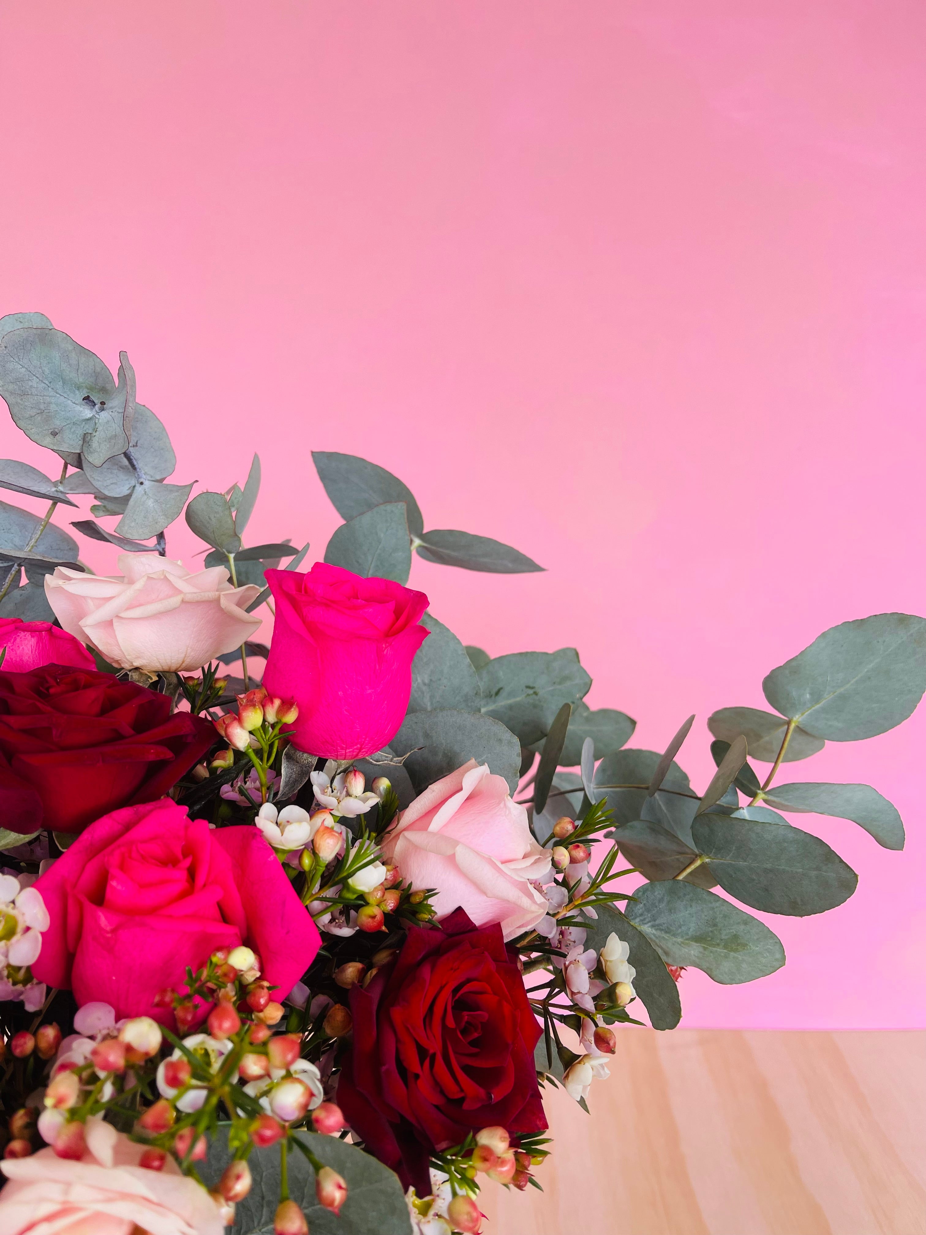 Love Actually ♥️ Mixed Roses Bouquet
