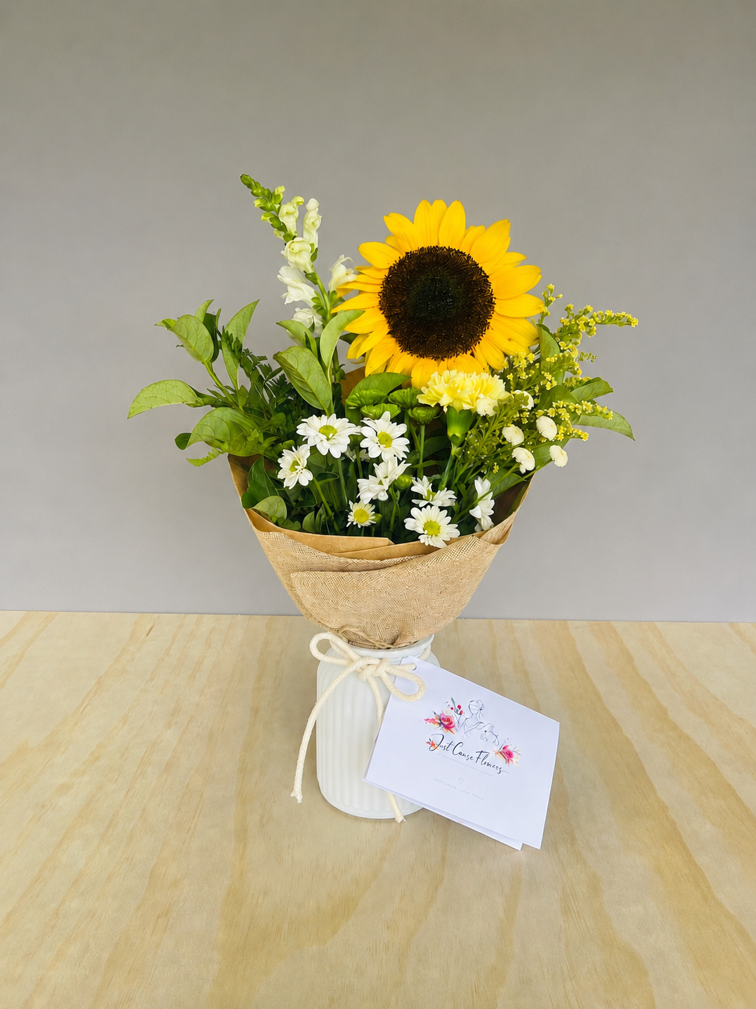 Hello Sunshine 🌻 Sunflower Bouquet