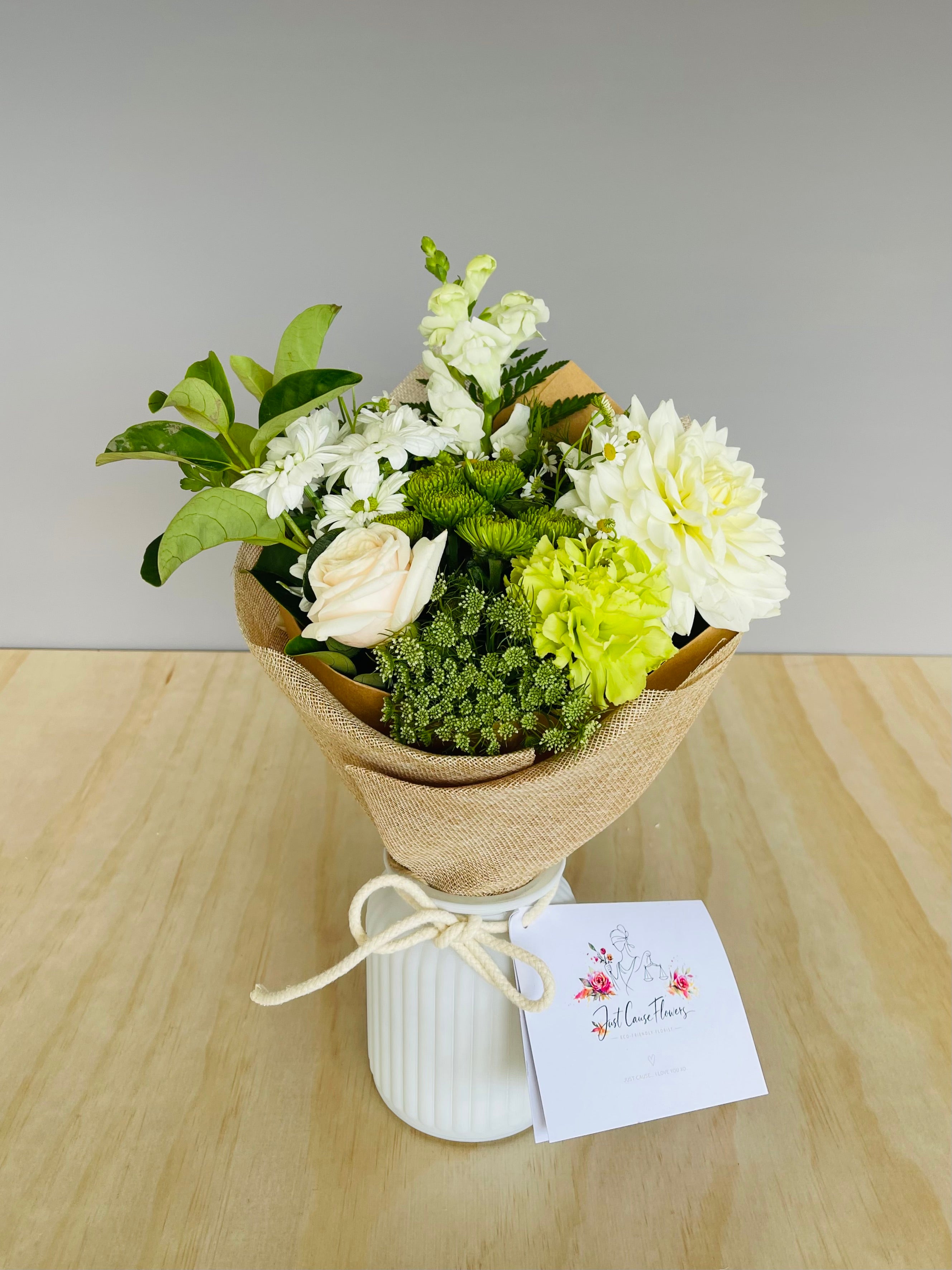 All The Feels 🤍 Whites Bouquet